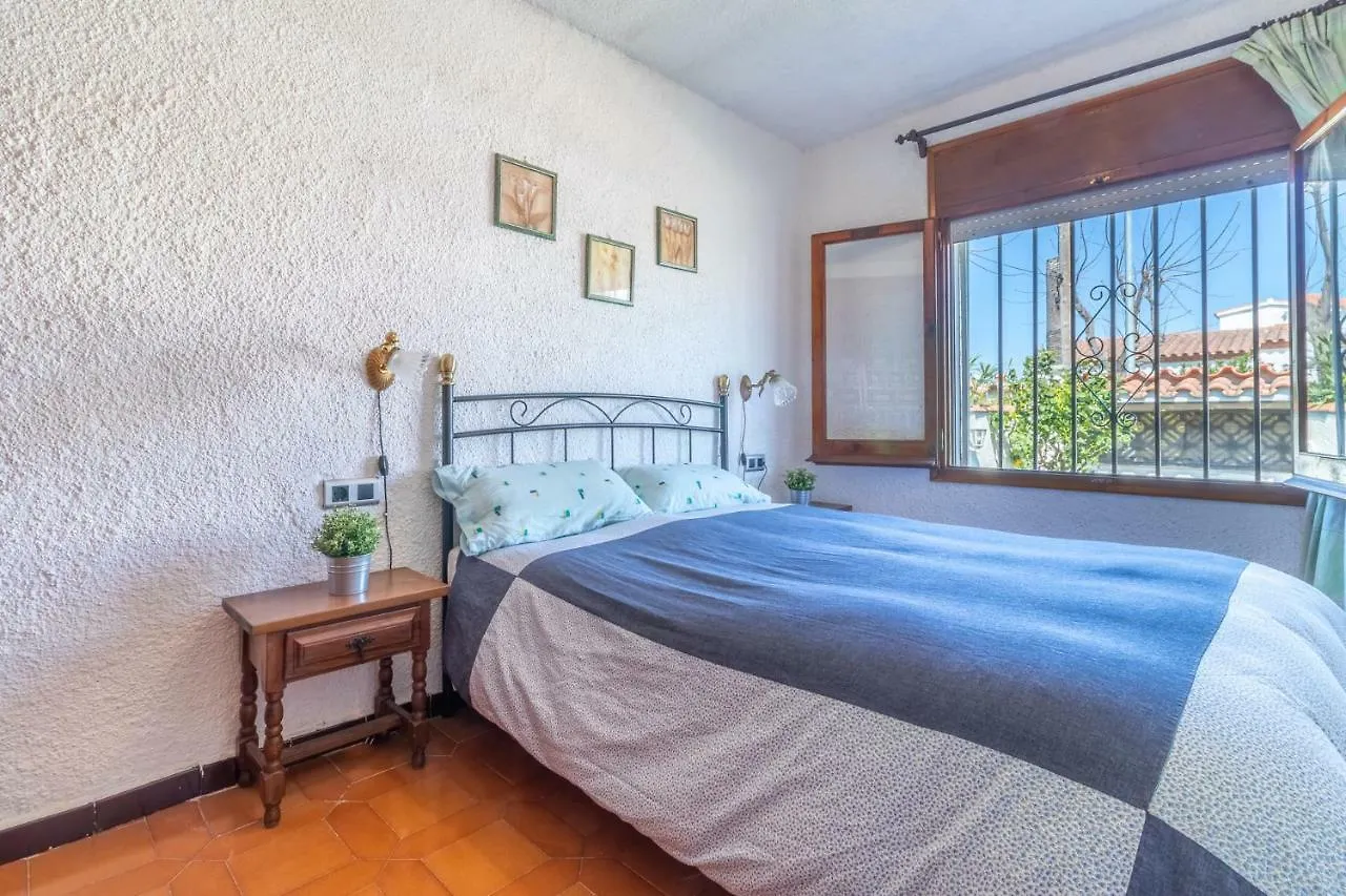 Goldhome - Requesens Empuriabrava Holiday home